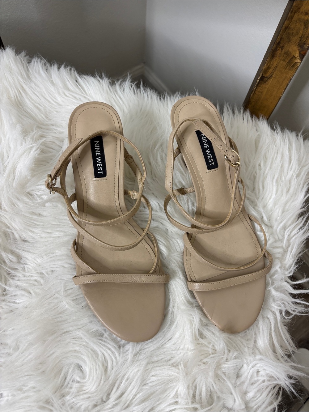 Nine West Nude Beige Strappy Heeled Sandals Size 7
